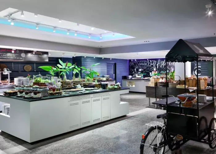 هتل کرون پلازا پانوا بیچ فرانت ریزورت پوکت